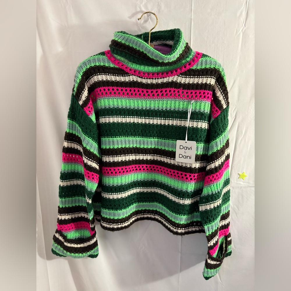 NWT Davi & Dani Vibrant Striped Oversized Turtle Neck Sweater Size S